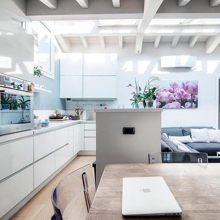 Apartamento Joivy Isotta'S House With 2 Cosy Balconies Como Exterior foto